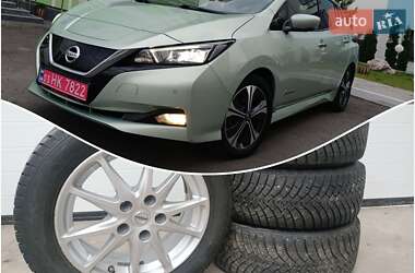 Хэтчбек Nissan Leaf 2018 в Ровно