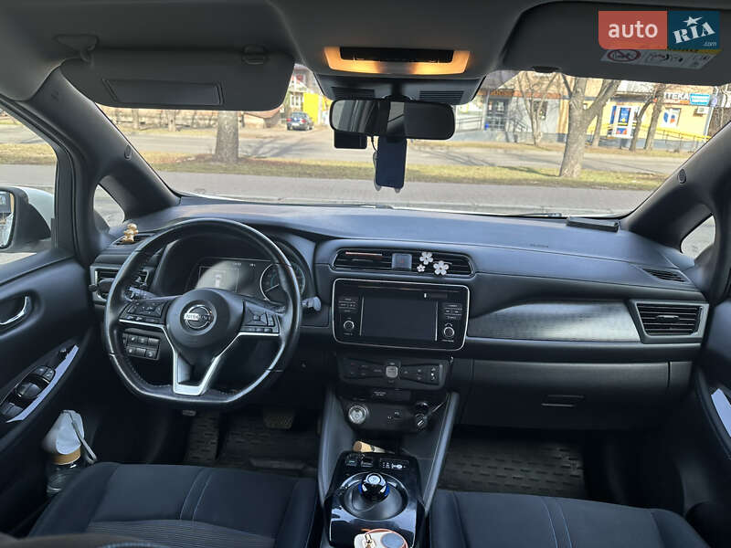 Хэтчбек Nissan Leaf 2018 в Черкассах
