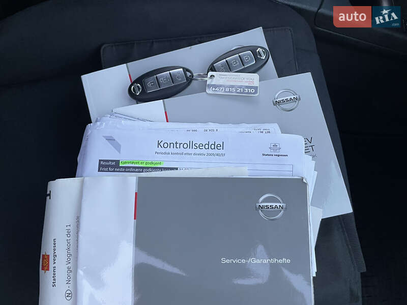 Хэтчбек Nissan Leaf 2015 в Ровно