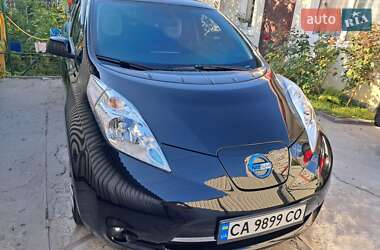 Хетчбек Nissan Leaf 2017 в Черкасах