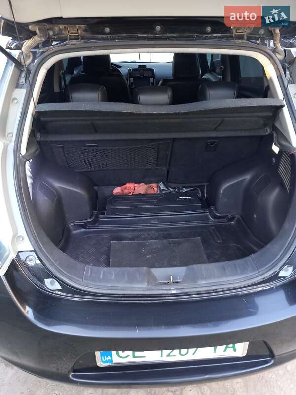 Хэтчбек Nissan Leaf 2013 в Заставной фото 15 Хэтчбек Nissan Leaf 2013 в Заставной