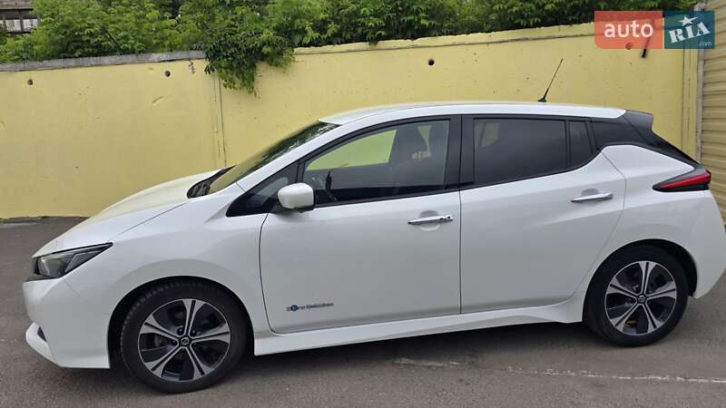 Хетчбек Nissan Leaf 2018 в Харкові фото 3 Хетчбек Nissan Leaf 2018 в Харкові