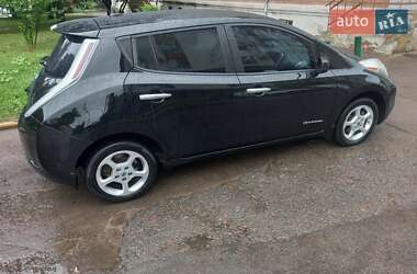 Хетчбек Nissan Leaf 2013 в Рівному