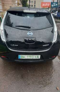 Хетчбек Nissan Leaf 2013 в Рівному