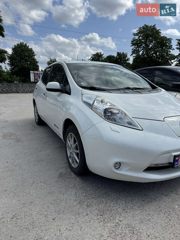 Nissan Leaf 2014