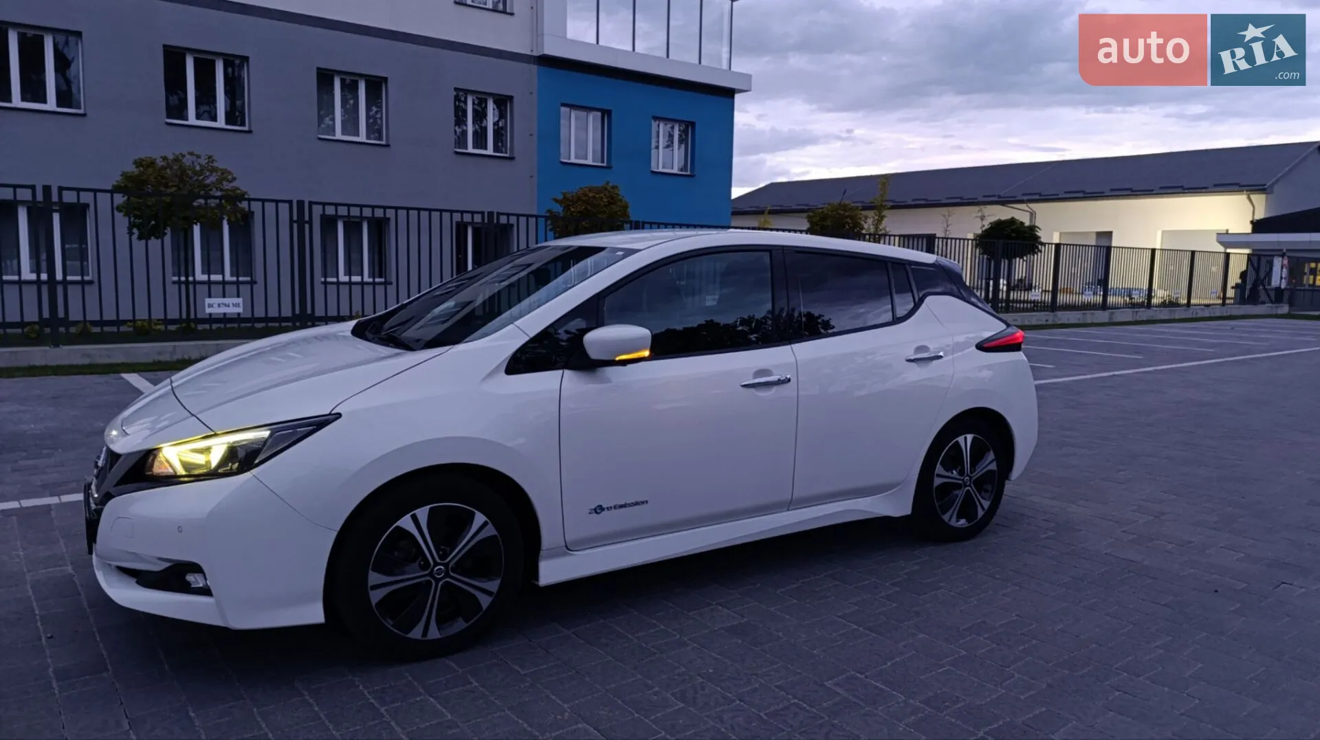 2018 Nissan Leaf - мініатюра 2