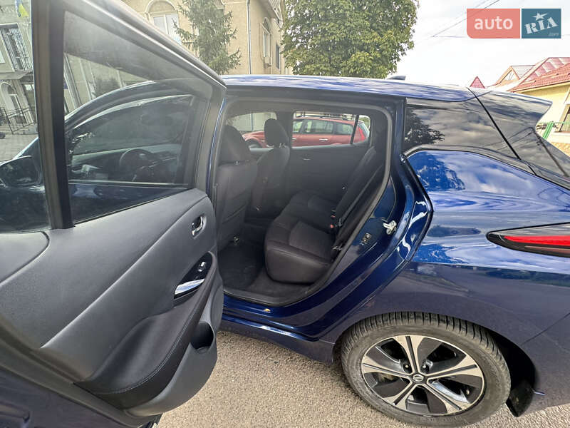 Хэтчбек Nissan Leaf 2018 в Ивано-Франковске