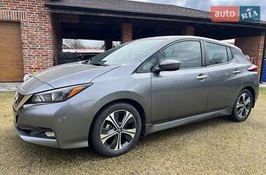 Хэтчбек Nissan Leaf 2020 в Киеве