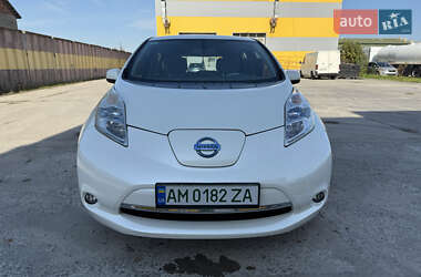 Хэтчбек Nissan Leaf 2012 в Звягеле
