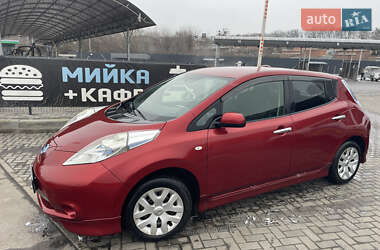 Хэтчбек Nissan Leaf 2013 в Полтаве