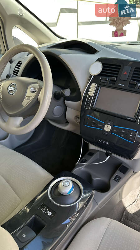 Хэтчбек Nissan Leaf 2012 в Одессе фото 8 Хэтчбек Nissan Leaf 2012 в Одессе