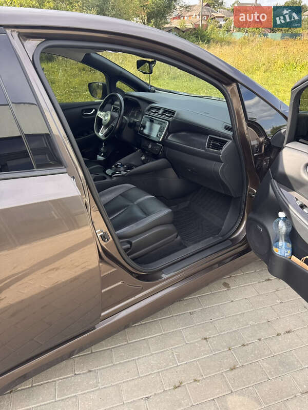 Хетчбек Nissan Leaf 2018 в Жмеринці