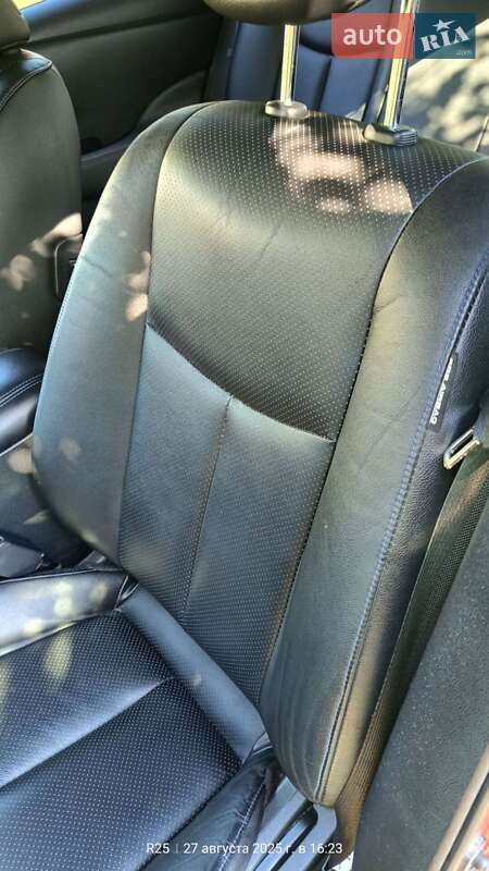 Хетчбек Nissan Leaf 2013 в Кременчуці фото 22 Хетчбек Nissan Leaf 2013 в Кременчуці