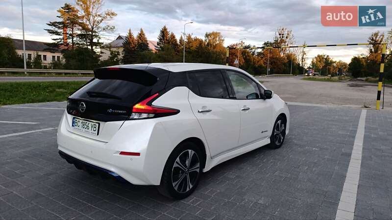 Хетчбек Nissan Leaf 2018 в Стрию