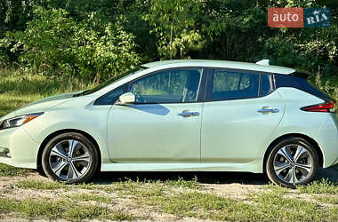 Хетчбек Nissan Leaf 2019 в Києві