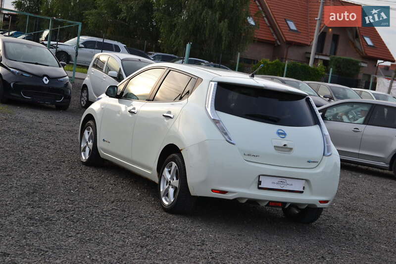 Хэтчбек Nissan Leaf 2012 в Луцке