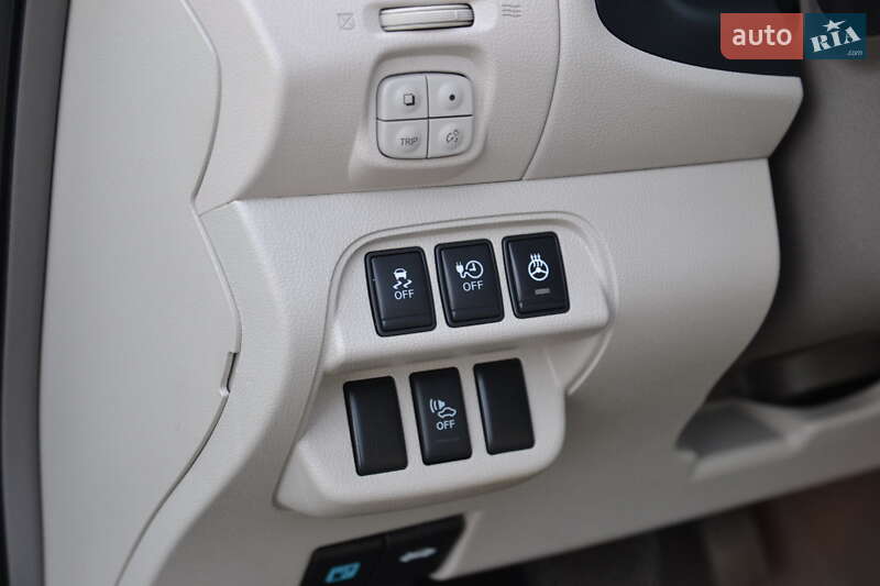 Хэтчбек Nissan Leaf 2012 в Луцке