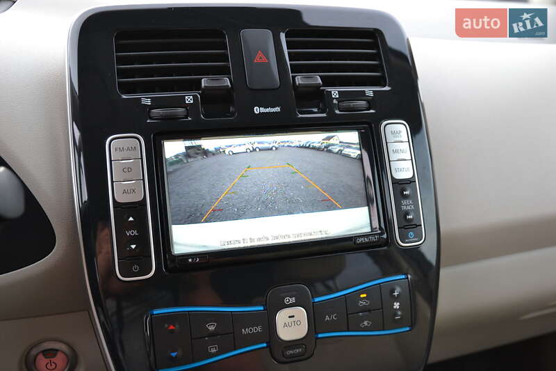 Хэтчбек Nissan Leaf 2012 в Луцке