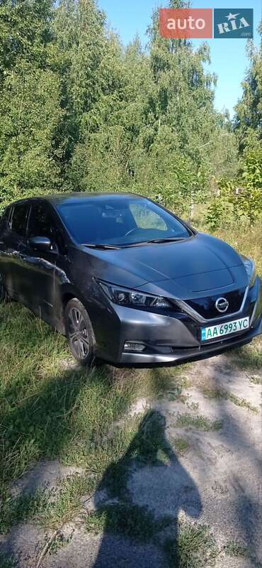 Хетчбек Nissan Leaf 2019 в Києві