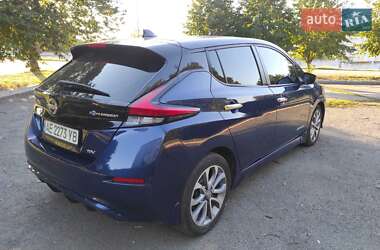 Хэтчбек Nissan Leaf 2018 в 