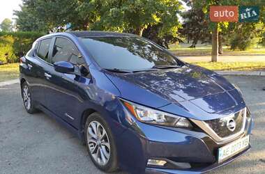 Хэтчбек Nissan Leaf 2018 в 