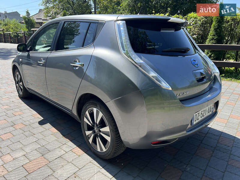 Хетчбек Nissan Leaf 2016 в Львові