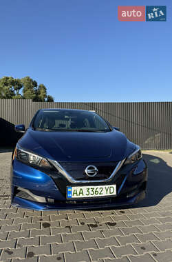 Хэтчбек Nissan Leaf 2020 в Василькове