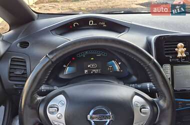 Хэтчбек Nissan Leaf 2014 в Каменском