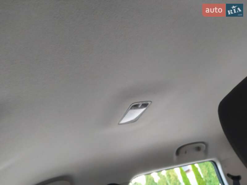 Хэтчбек Nissan Leaf 2016 в Луцке фото 15 Хэтчбек Nissan Leaf 2016 в Луцке