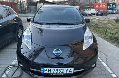 Хетчбек Nissan Leaf 2013 в Одесі