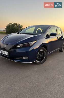 Хетчбек Nissan Leaf 2024 в Чернігові