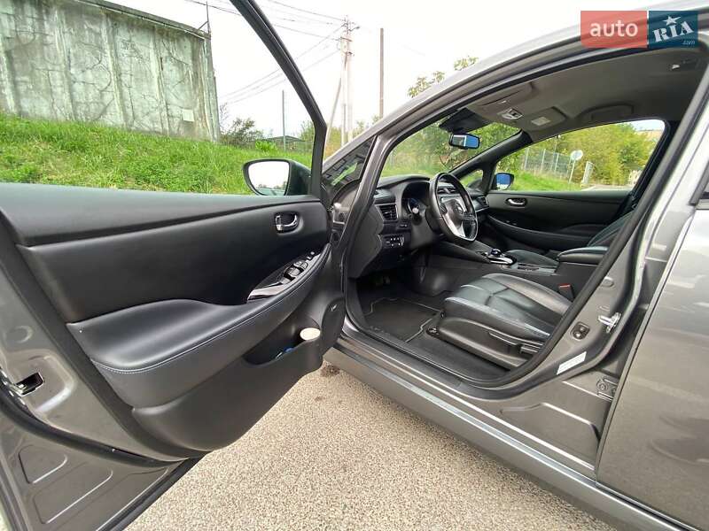 Хэтчбек Nissan Leaf 2020 в Львове фото 5 Хэтчбек Nissan Leaf 2020 в Львове