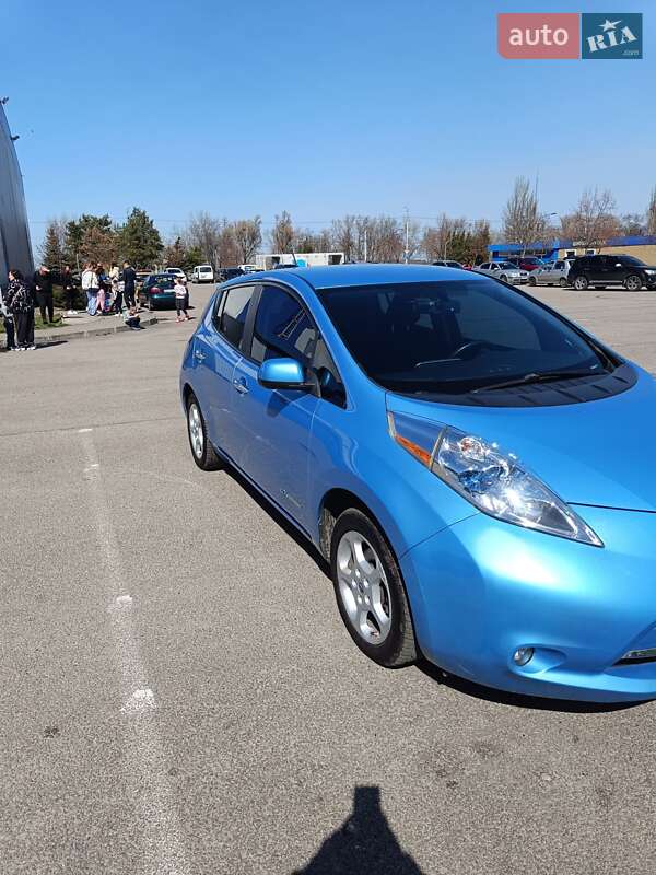 Хэтчбек Nissan Leaf 2013 в Днепре фото 8 Хэтчбек Nissan Leaf 2013 в Днепре
