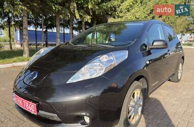 Хэтчбек Nissan Leaf 2015 в Ровно