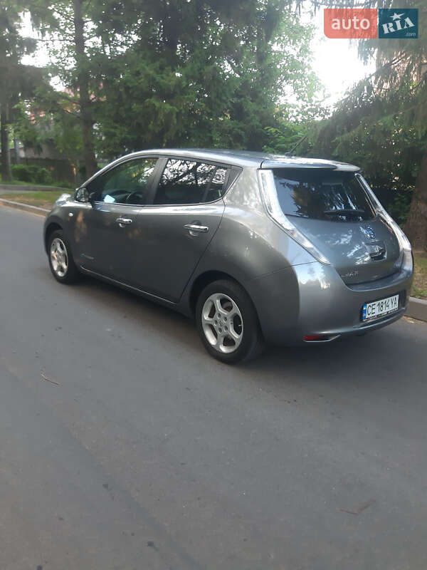 Хетчбек Nissan Leaf 2015 в Чернівцях фото 3 Хетчбек Nissan Leaf 2015 в Чернівцях