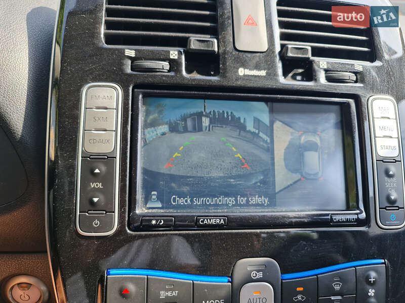 Хэтчбек Nissan Leaf 2016 в Киеве