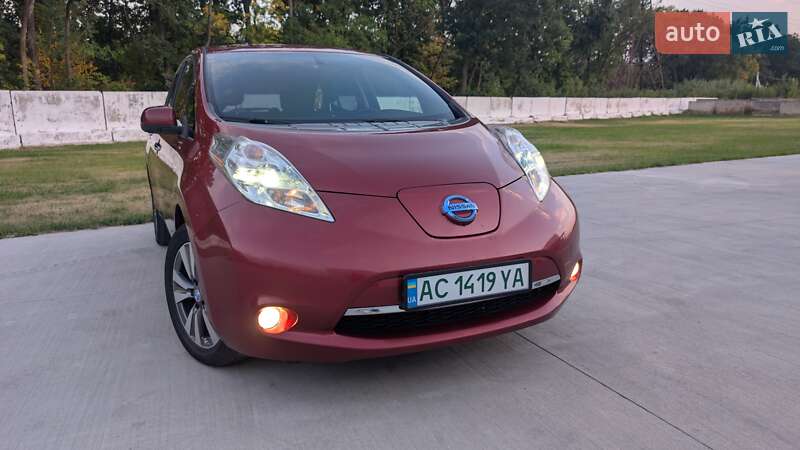 Хэтчбек Nissan Leaf 2013 в Луцке фото 4 Хэтчбек Nissan Leaf 2013 в Луцке