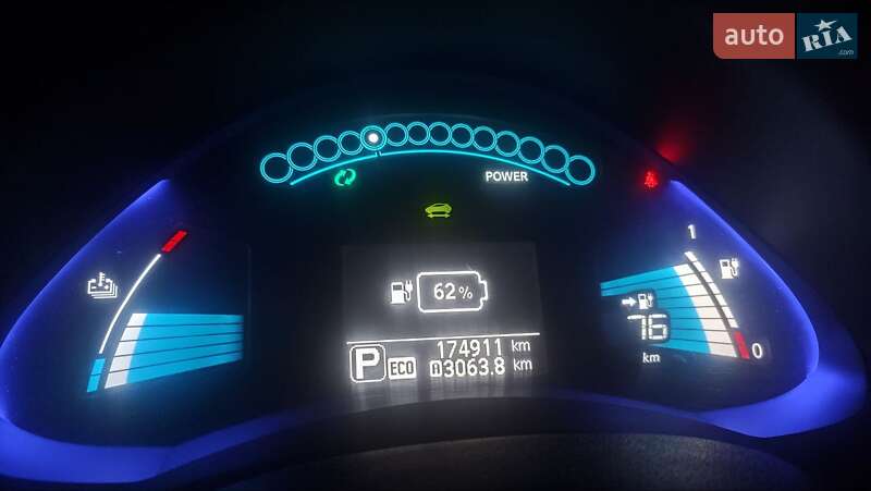 Хэтчбек Nissan Leaf 2013 в Дрогобыче