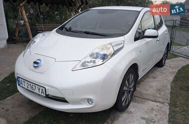 Хетчбек Nissan Leaf 2013 в Івано-Франківську
