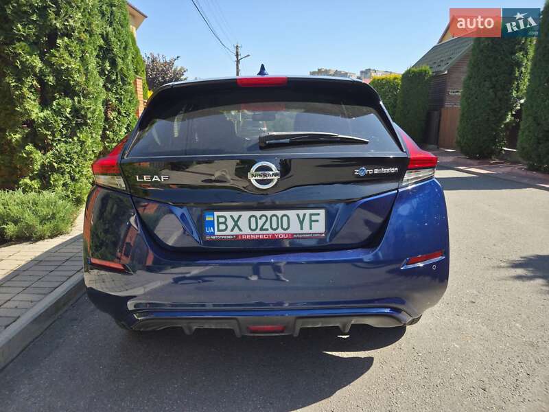 Хэтчбек Nissan Leaf 2019 в Хмельницком