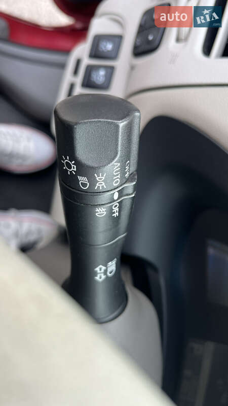 Хэтчбек Nissan Leaf 2012 в Кременчуге