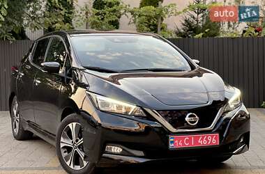 Хэтчбек Nissan Leaf 2021 в Ужгороде