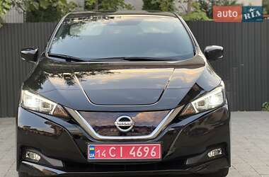 Хэтчбек Nissan Leaf 2021 в 