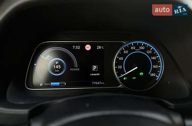 Хэтчбек Nissan Leaf 2021 в 