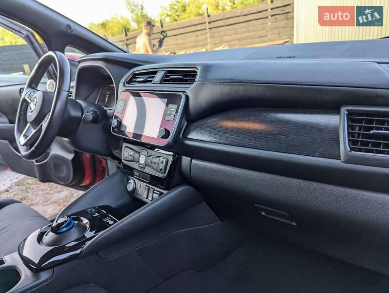 Хэтчбек Nissan Leaf 2020 в Харькове