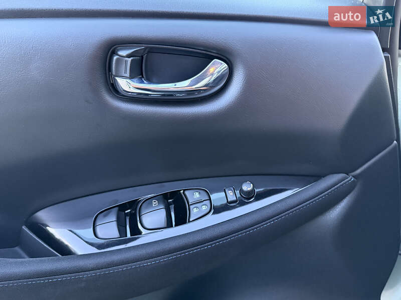 Хэтчбек Nissan Leaf 2018 в Тернополе фото 27 Хэтчбек Nissan Leaf 2018 в Тернополе