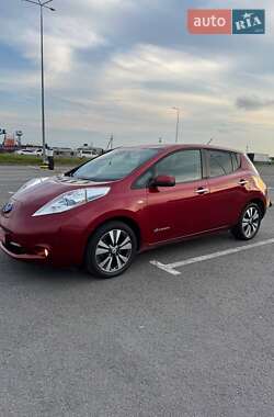 Хэтчбек Nissan Leaf 2014 в Киеве