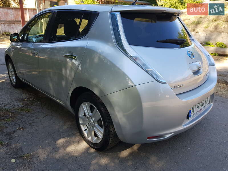 Хэтчбек Nissan Leaf 2012 в Белой Церкви