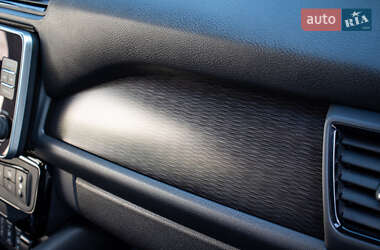 Хэтчбек Nissan Leaf 2023 в 