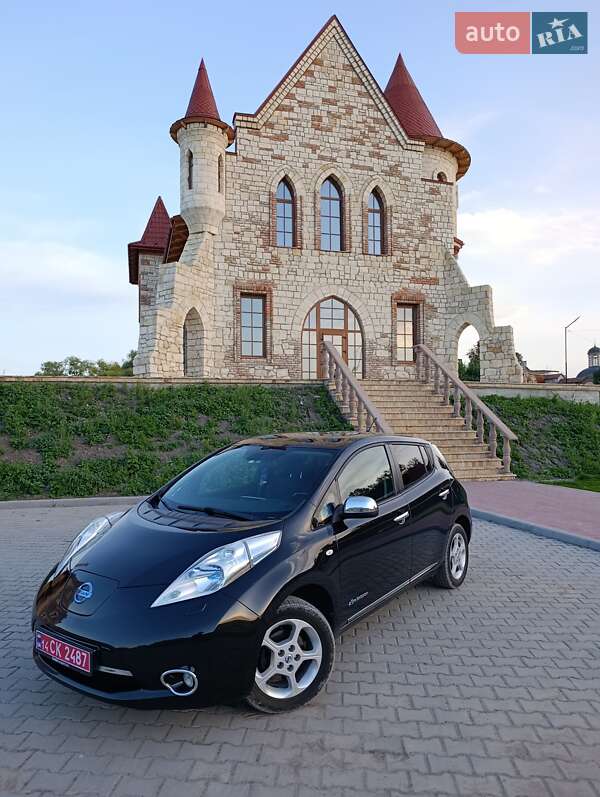Хэтчбек Nissan Leaf 2014 в Тернополе